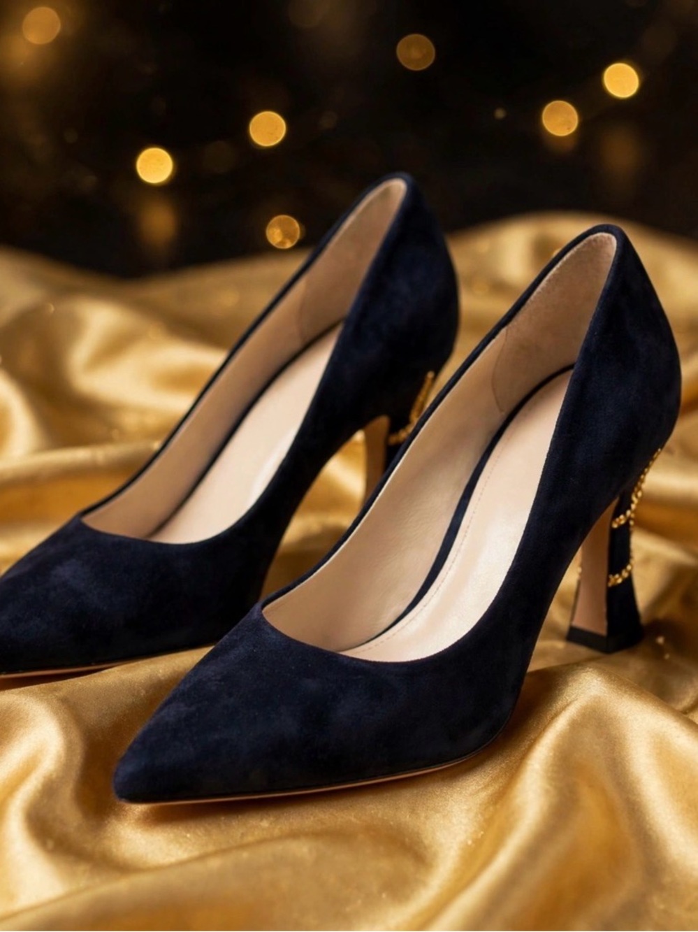 Bally Navy Suede Pointed Toe Pumps Size 7.5 Gold Chain Heel Designer - Picture 11 of 11